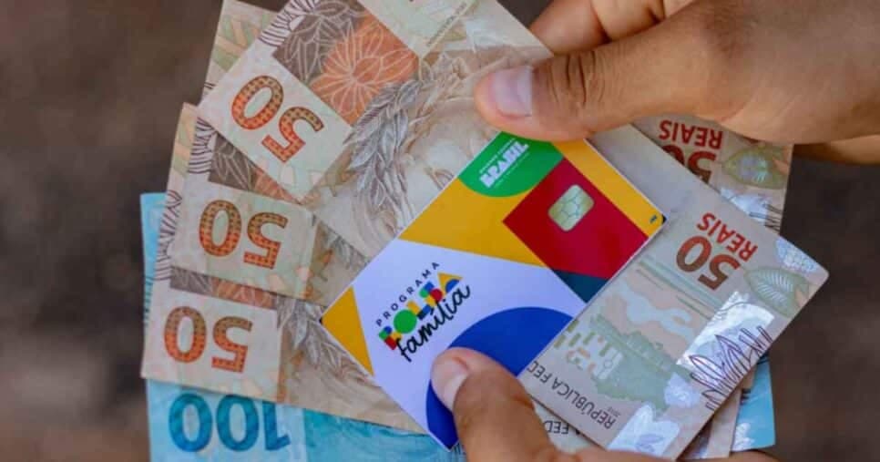 VITÓRIA é garantida no Bolsa Família em março de 2025 - Foto: Internet VITÓRIA é garantida no Bolsa Família em março de 2025 - Foto: Internet