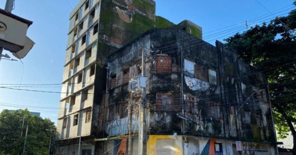 Edifício 13 de Maio sendo anunciado em  reclame publicitário em meados de 1959 (Foto Reprodução/YouTube)