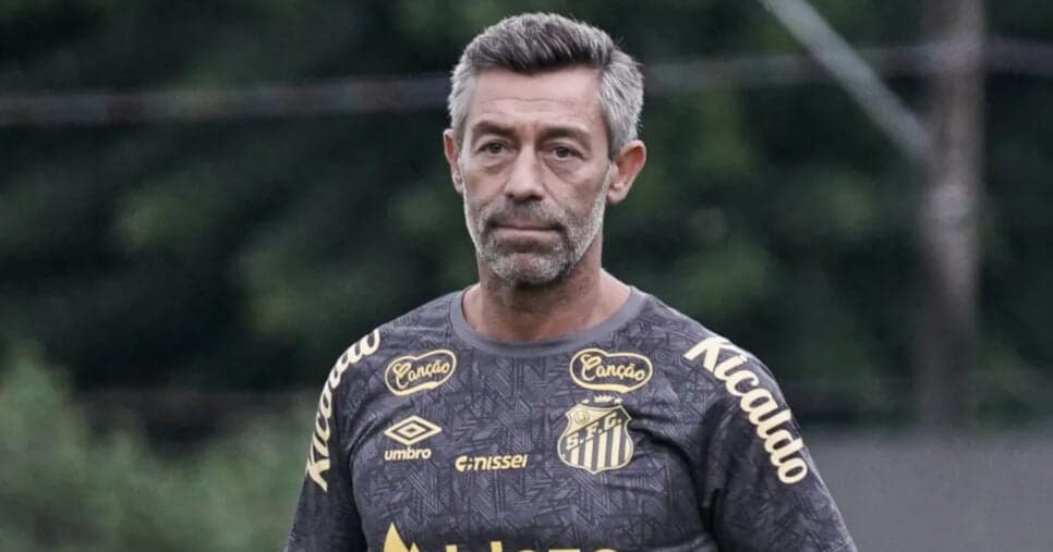 Expulsão autorizada por Caixinha: Craque de R$ 5 milhões deixa Santos e vai jogar em rival