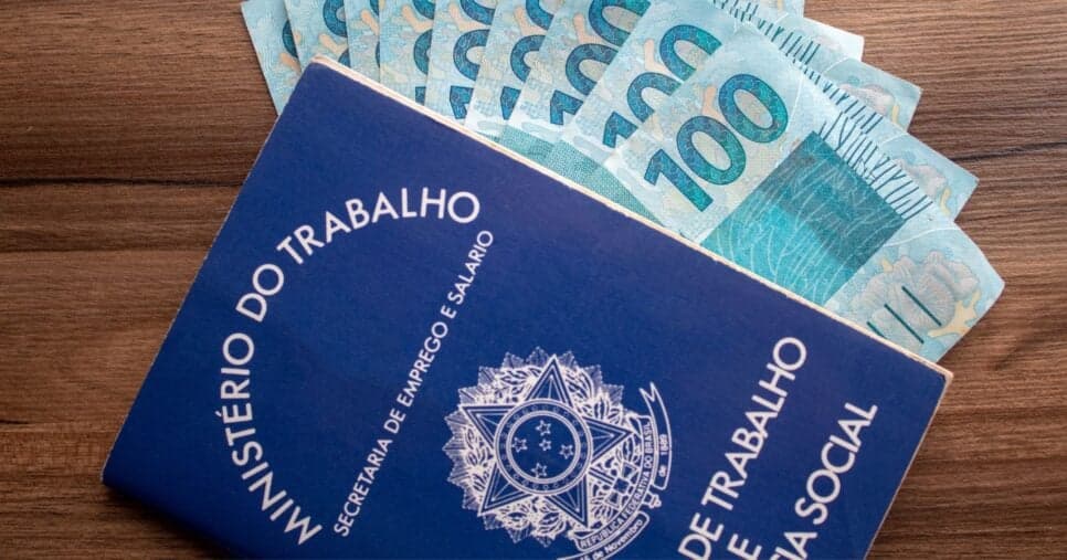 Salário Mínimo, CLT
