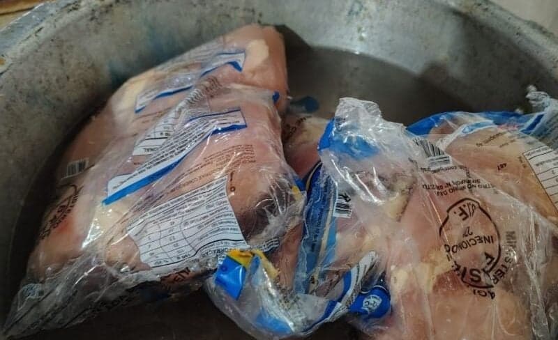 Carnes apreendidas na operação (Foto Reprodução/NF Notícias) Carnes apreendidas na operação (Foto Reprodução/NF Notícias)