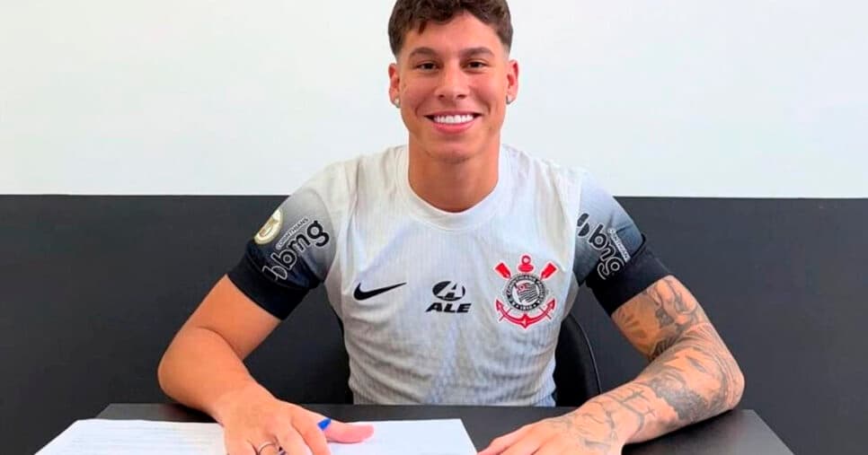 Corinthians contrata Danielzinho (Foto: Reprodução)