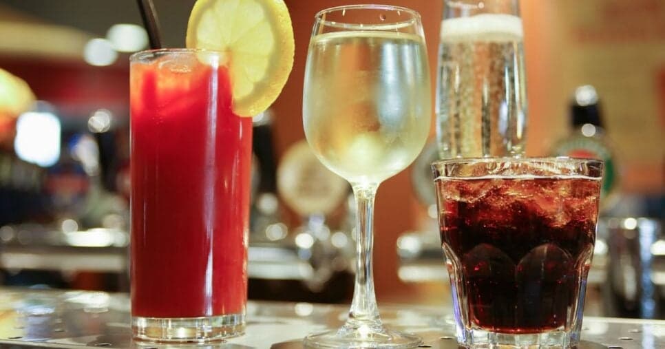 Gigante nº1 das bebidas de Recife, PE, ressuscita após anos mas volta à luta para sobreviver em 2025