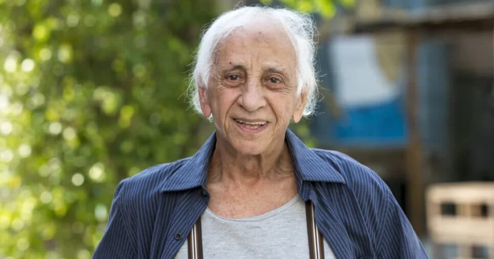 "Me desculpem": Carta psicografada inédita de Flávio Migliaccio traz detalhes assombrosos sobre sua morte