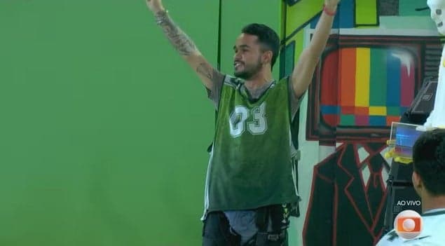 João Pedro assume liderança pela quarta vez no BBB25 (Foto: Reprodução / Gshow)
João Pedro assume liderança pela quarta vez no BBB25 (Foto: Reprodução / Gshow)