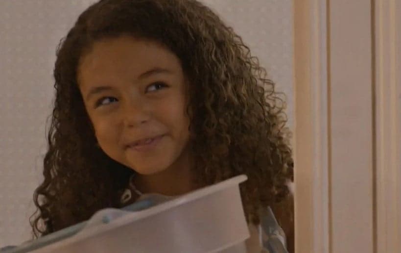 Sofia (Elis Cabral) em cena de Dona de Mim (Foto: Reprodução / Globo) Sofia (Elis Cabral) em cena de Dona de Mim (Foto: Reprodução / Globo)