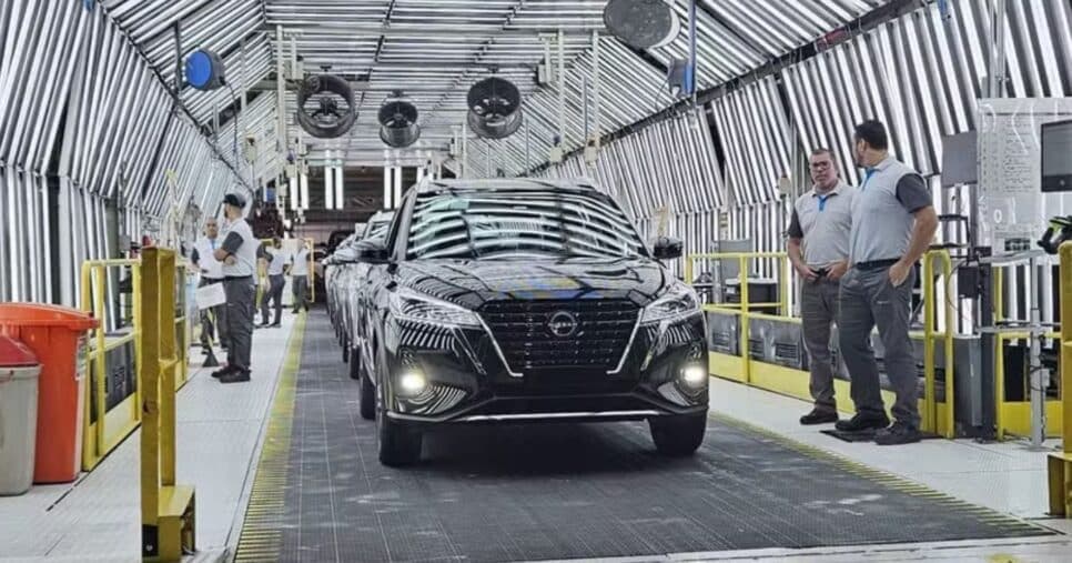 Nissan pretende fechar certa de sete fábricas em no total (Foto Reprodução/Jady Peroni/Autoesporte) Nissan pretende fechar certa de sete fábricas em no total (Foto Reprodução/Jady Peroni/Autoesporte)