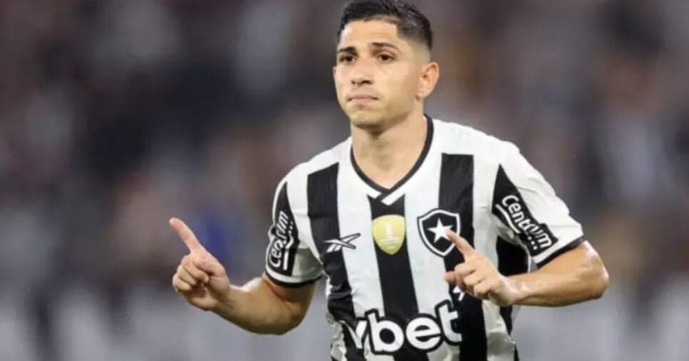 Parceiro de Savarino: Craque de R$ 29 milhões tem retorno confirmado ao Botafogo