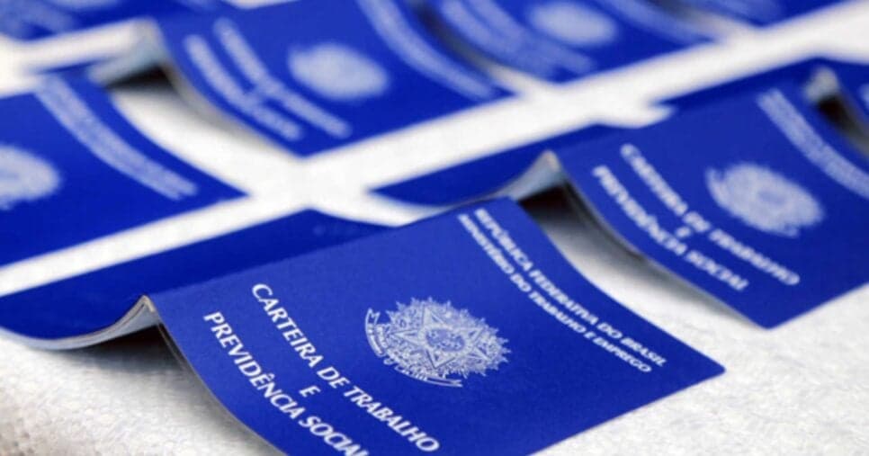Adeus FGTS, férias e +2: Lei trabalhista em vigor crava 5 proibições aos CLTs em 2025