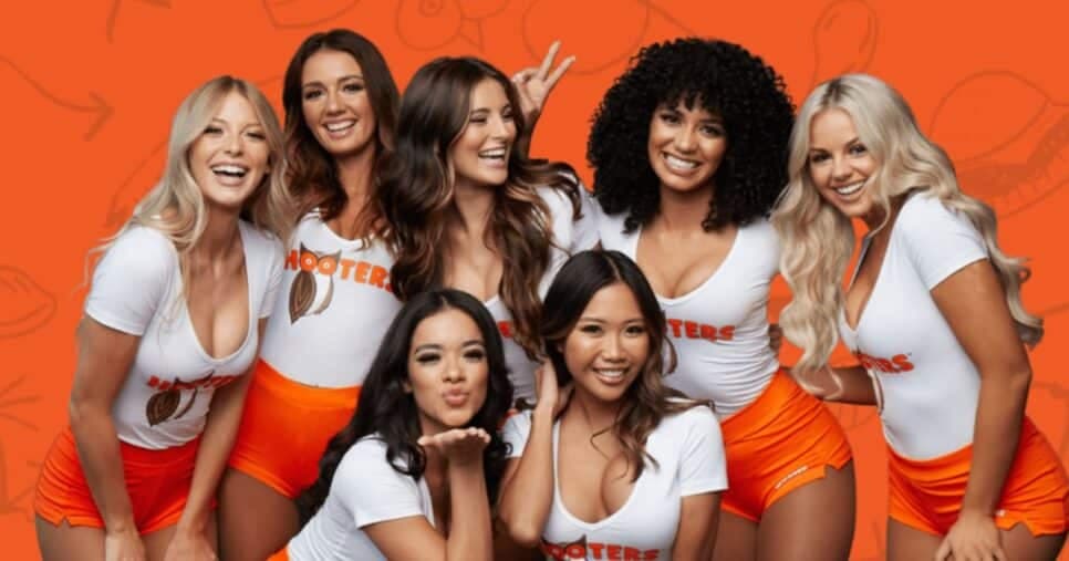 Garçonetes do Hooters (Foto Reprodução/Internet)