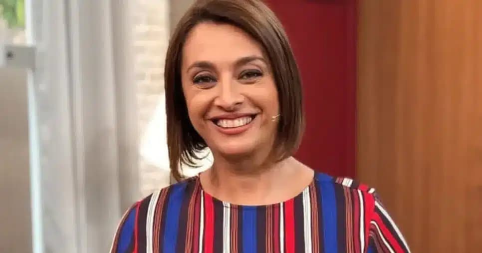 “É preciso coragem”: Catia Fonseca anuncia demissão da Band, mas ignora colegas em despedida