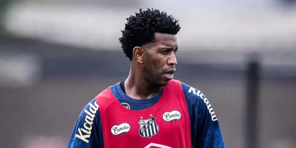 Gil está fora do jogo (Reprodução: Raul Baretta) Gil está fora do jogo (Reprodução: Raul Baretta)