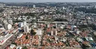 Valinhos reúne as modernidades de uma cidade urbana com a tranquilidade do interior (Foto Reprodução/Google Fotos) Valinhos reúne as modernidades de uma cidade urbana com a tranquilidade do interior (Foto Reprodução/Google Fotos)