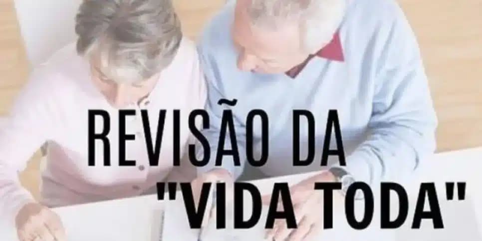 Aposentados recebem notícia sobre revisão da vida toda - Foto: Internet