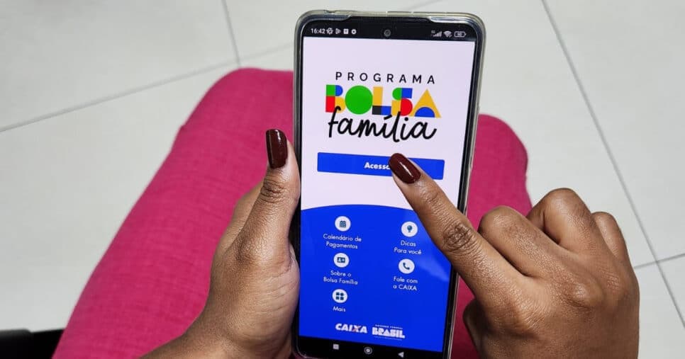 Bolsa Família comunica decisão sobre o 13° salário em 2025