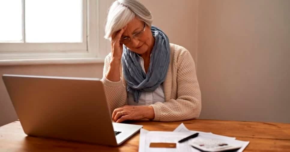 Idosos 60+ pulando de alegria: 3 dívidas com isenção em 2025, incluindo cartão de crédito