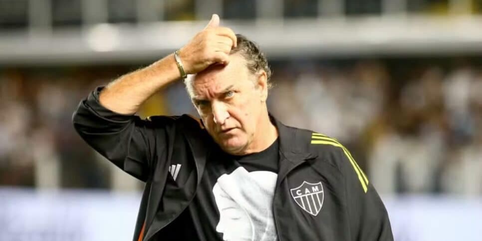 Cuca vai ser demitido no Atlético-MG? Diretoria define futuro do técnico em 2025