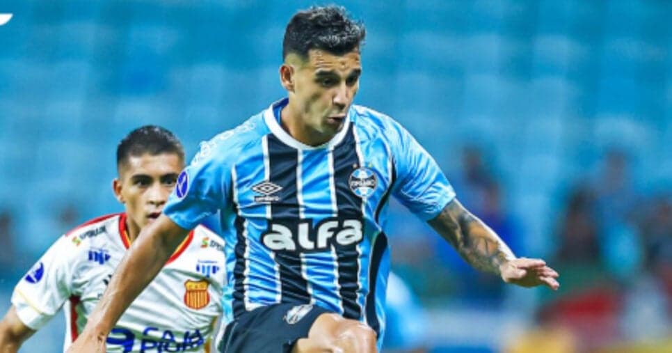 R$ 38M e para dar adeus a Cristaldo: Grêmio sofre pressão para vender melhor jogador