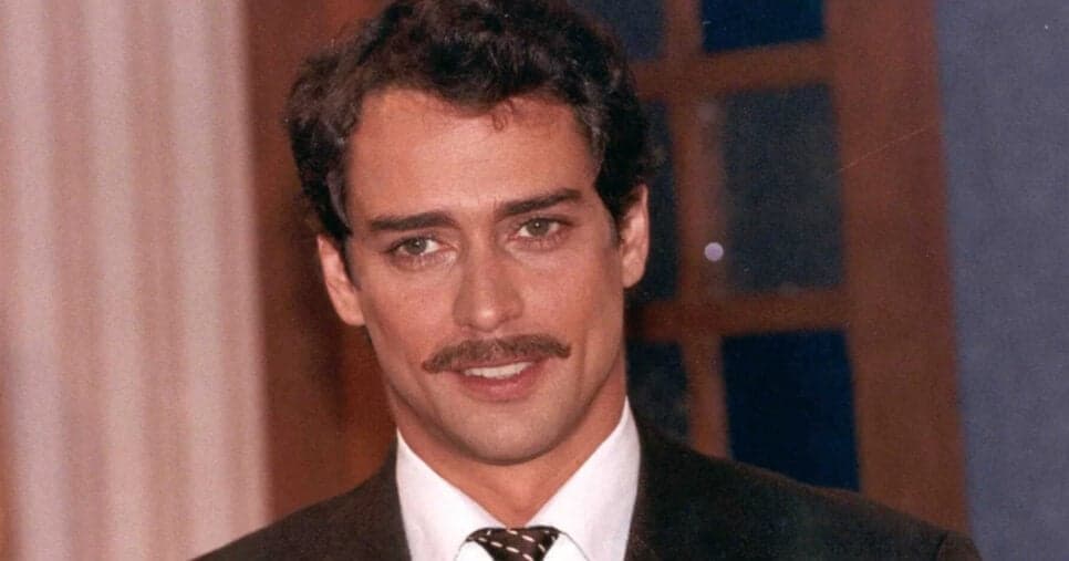 Irreconhecível e profissão comum: Marcello Antony, de Terra Nostra, vive assim hoje