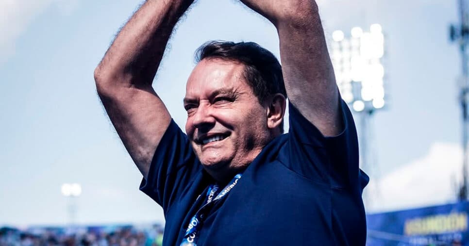 Para vestir manto preto e branco de rival: Pedrinho BH diz SIM para vender zagueiro do Cruzeiro