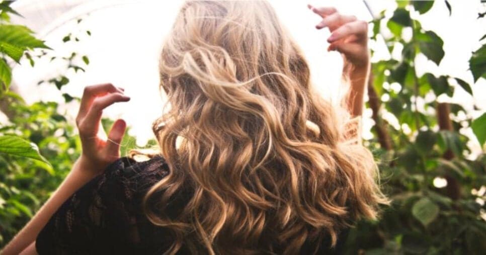 Fios mais longos: 5 dicas infalíveis para ajudar o cabelo a crescer mais rápido