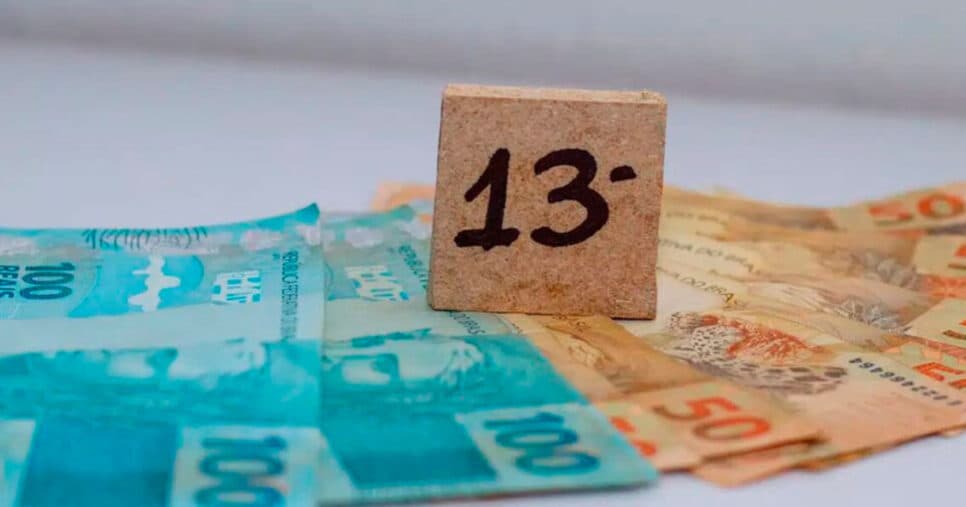 13º salário 2026: Lei informa trabalhadores que não receberão abono