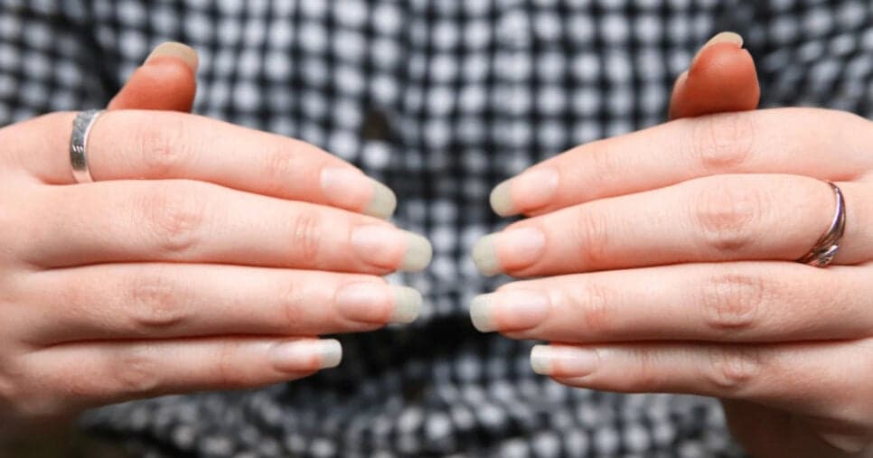 Unhas grandes e naturais com 4 truques (Foto: Divulgação) Unhas grandes e naturais com 4 truques (Foto: Divulgação)