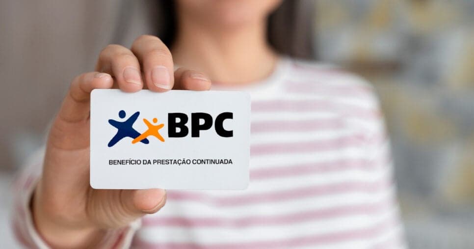Guia completo do BPC: 7 motivos que podem fazer o INSS cancelar o benefício
