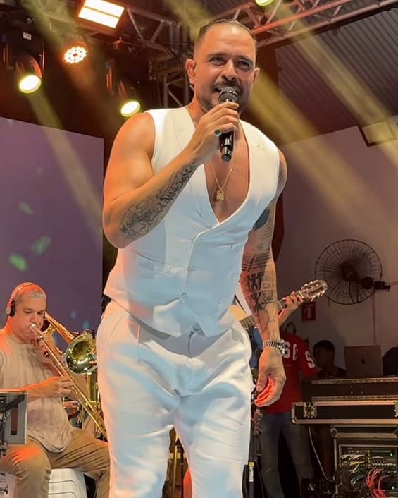 Diogo Nogueira (Foto: Reprodução / Instagram)