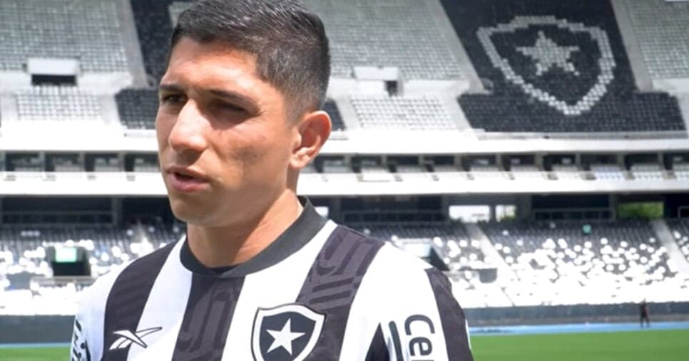 Savarino vai deixar o Botafogo? Time da Série A chega com proposta para Textor