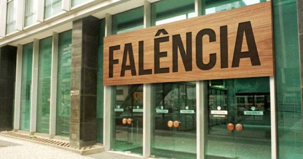 Rombo de R$15B e falência: 3 bancos com intervenção e extintos pelo Banco Central