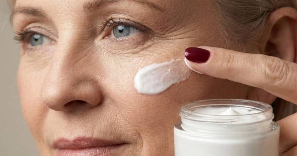 Fim das rugas: Creme de farmácia que custa menos de R$ 25 e traz resultado de dermatologista