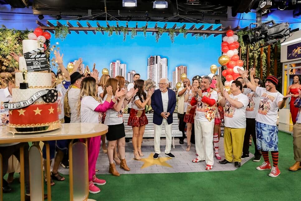 SBT celebra os 90 anos de Carlos Alberto de Nóbrega com edição especial de “A Praça é Nossa”