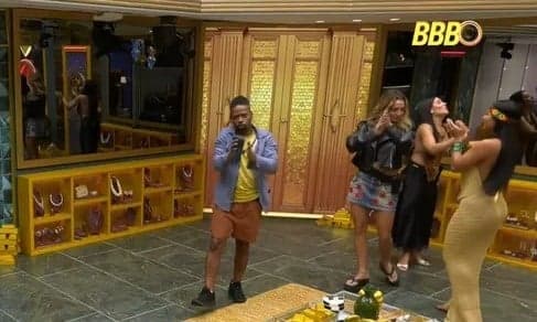 Produção do BBB26 dá esporro nos participantes (Foto: Reprodução / Globoplay)
Produção do BBB26 dá esporro nos participantes (Foto: Reprodução / Globoplay)