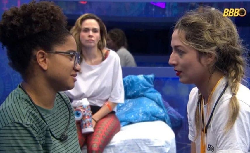 Milena, Ana Paula e Samira no BBB26 (Foto: Reprodução / Globoplay)
Milena, Ana Paula e Samira no BBB26 (Foto: Reprodução / Globoplay)