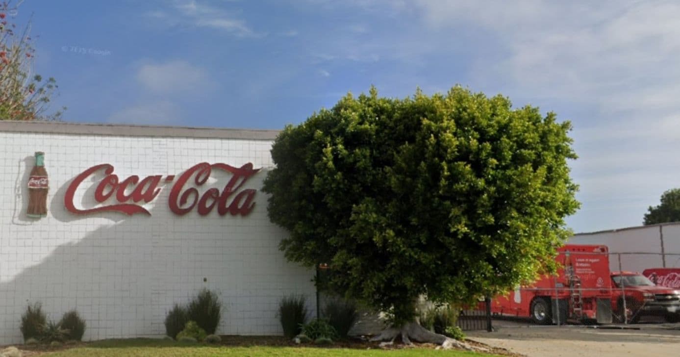 Fábrica da Coca-Cola em Ventura, Califórnia (Foto Reprodução/Google Maps)