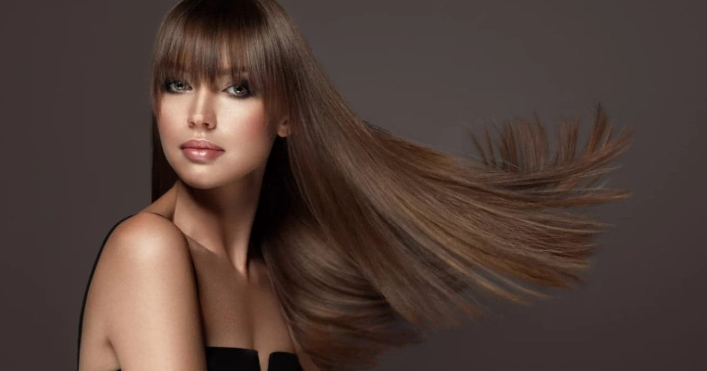 Elimine o frizz: Maizena e mais 2 ingredientes para deixar o cabelo liso e alinhado