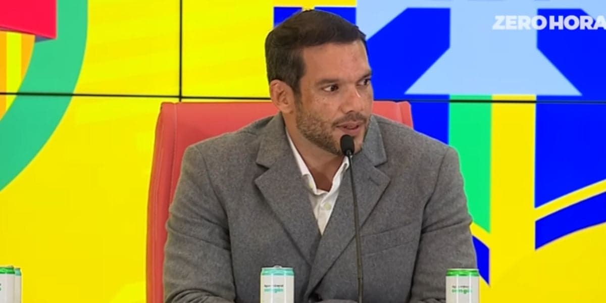 Samir Xaud quer renovar com Ancelotti (Reprodução: Zero Hora / Youtube) Samir Xaud quer renovar com Ancelotti (Reprodução: Zero Hora / Youtube)