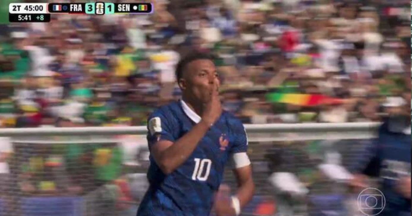 Mbappé no jogo (Foto: Reprodução / Globo)