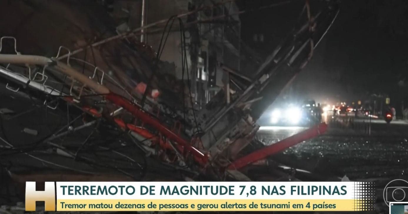 Roberto Kovalick dá notícia sobre terremoto nas Filipinas (Foto: Reprodução / Globo) Roberto Kovalick dá notícia sobre terremoto nas Filipinas (Foto: Reprodução / Globo)