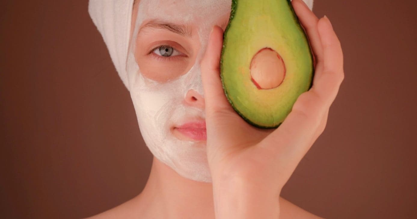 Rejuvenesce a pele: Misturinha com abacate ajuda a reduzir as rugas
