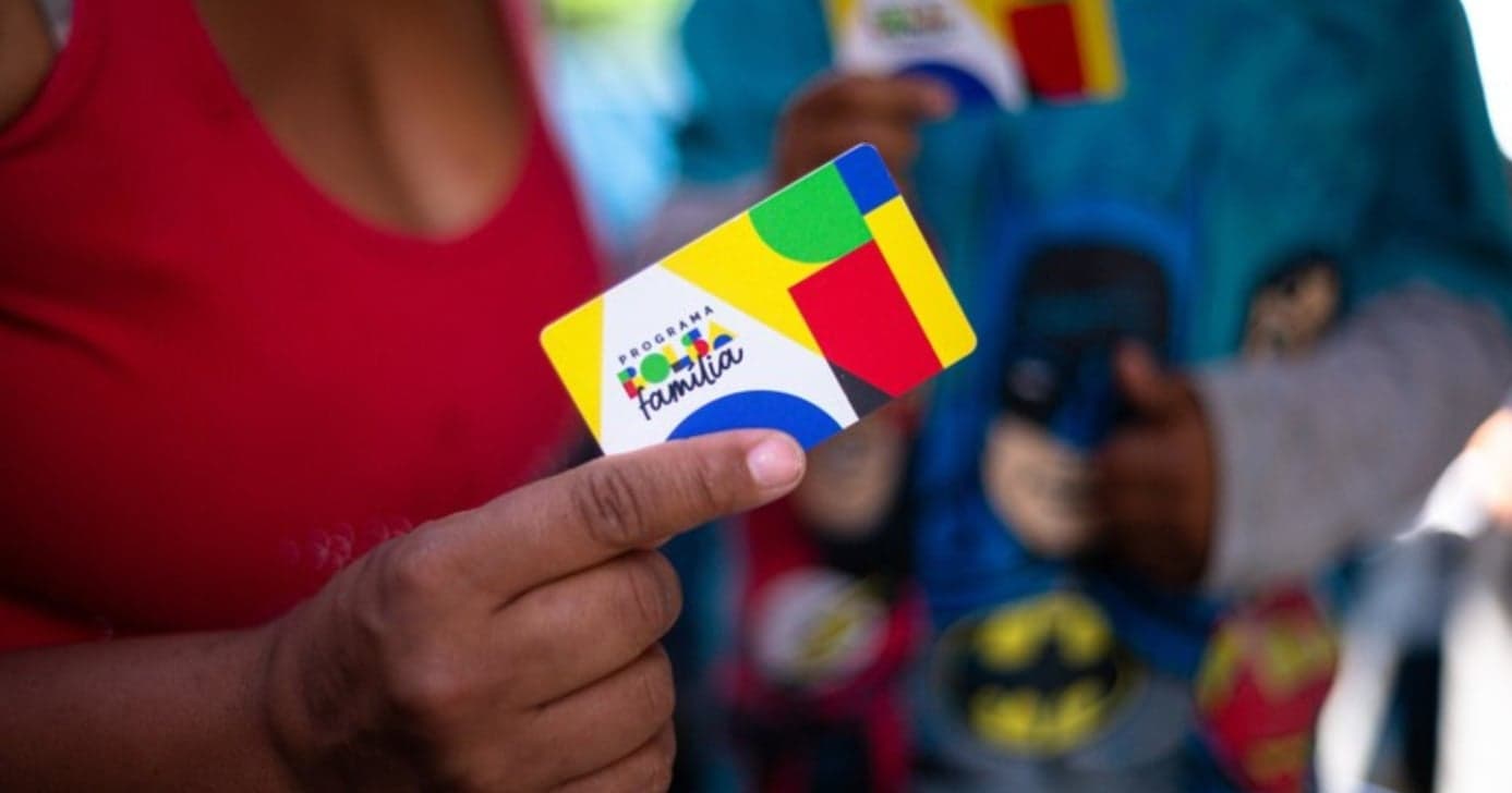 Por que algumas mães ganham R$900 do Bolsa Família?