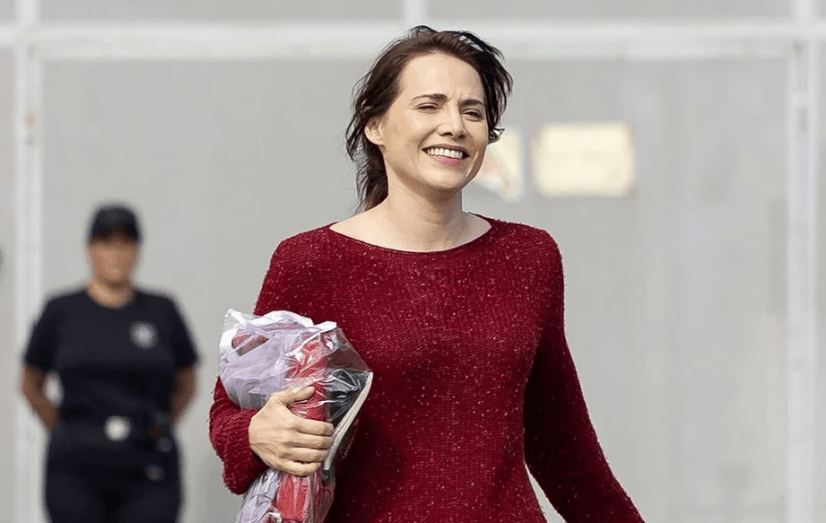 Adriana em Quem Ama Cuida (Foto: Reprodução / Globo)