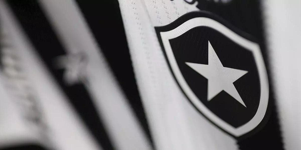 Botafogo avança e tem 2 reforços engatilhados para o resto da temporada