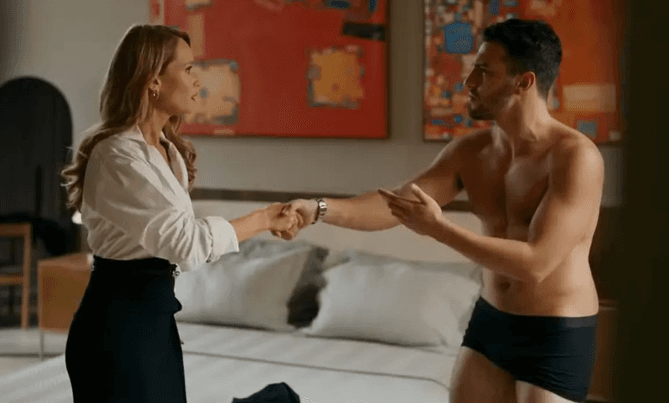 Dora e André em Quem Ama Cuida (Foto: Reprodução / Globo)
