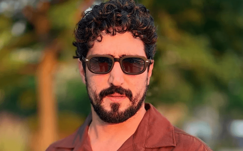 Heitor (Renato Góes) em Quem Ama Cuida (Foto: Reprodução / Globo) Heitor (Renato Góes) em Quem Ama Cuida (Foto: Reprodução / Globo)