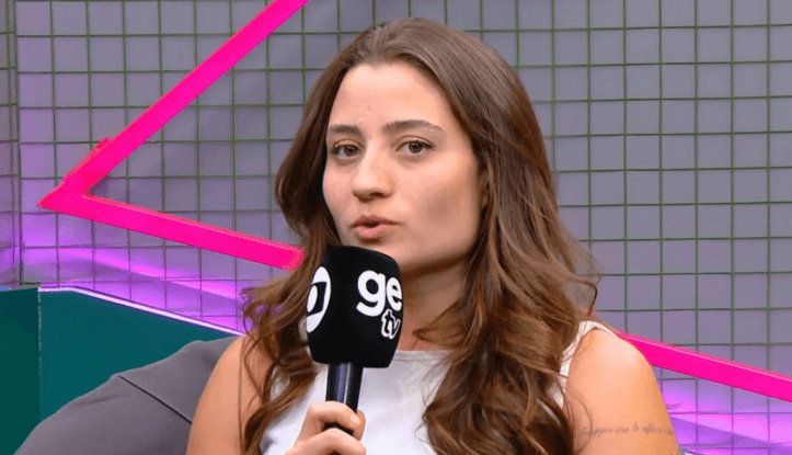 Luana Maluf, trabalha na GE TV, que pertence ao Grupo Globo (Foto: Reprodução / YouTube)
Luana Maluf, trabalha na GE TV, que pertence ao Grupo Globo (Foto: Reprodução / YouTube)
