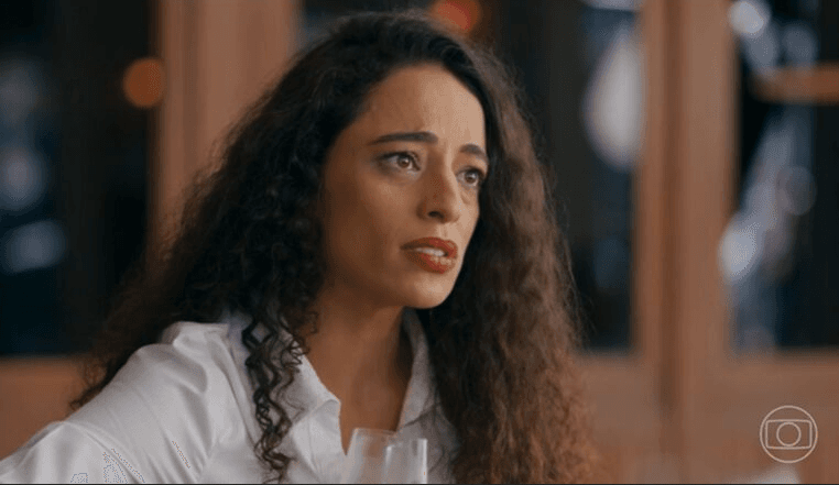 Lyris (Pri Helena) em Quem Ama Cuida (Foto: Reprodução / Globo)
