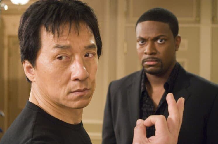 Filha de Jackie Chan passa a morar na rua e diz que sofre homofobia dos pais
