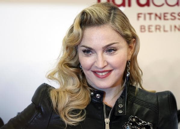 Madonna se apaixonou por "novinho" que estava na festa luxuosa de Luciano Huck
